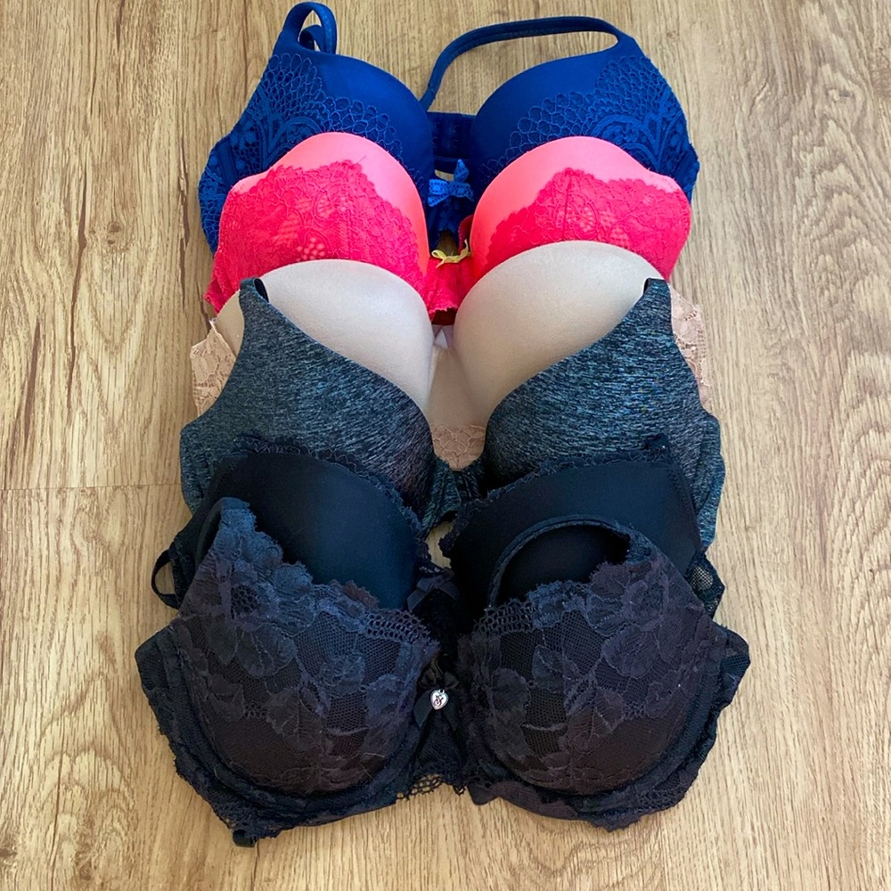 Victoria secret bra lot 32D